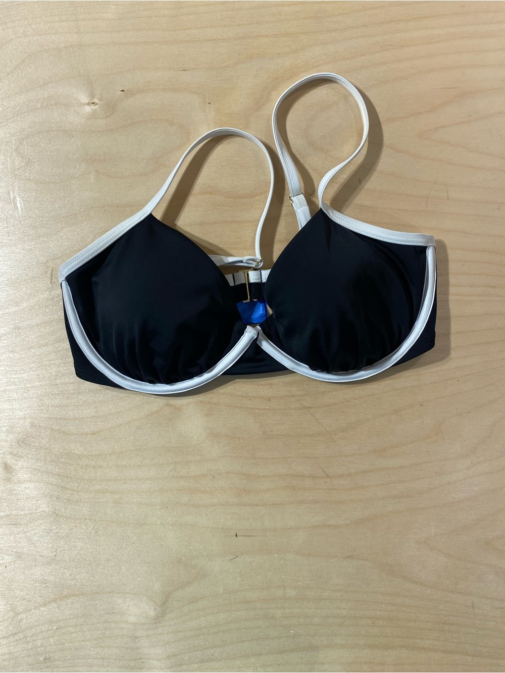 Shade & Shore Women’s Black & White Underwire Swim Top 34DD (SB)